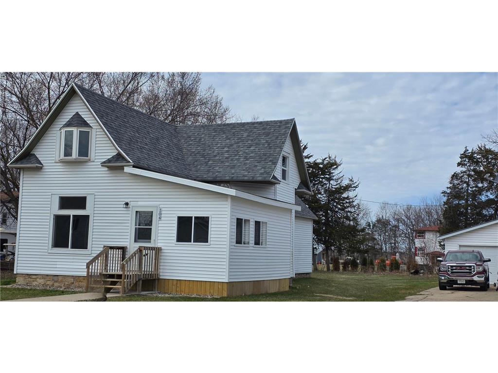 104 W 5th Street Cochrane WI 54622 7067583 image66