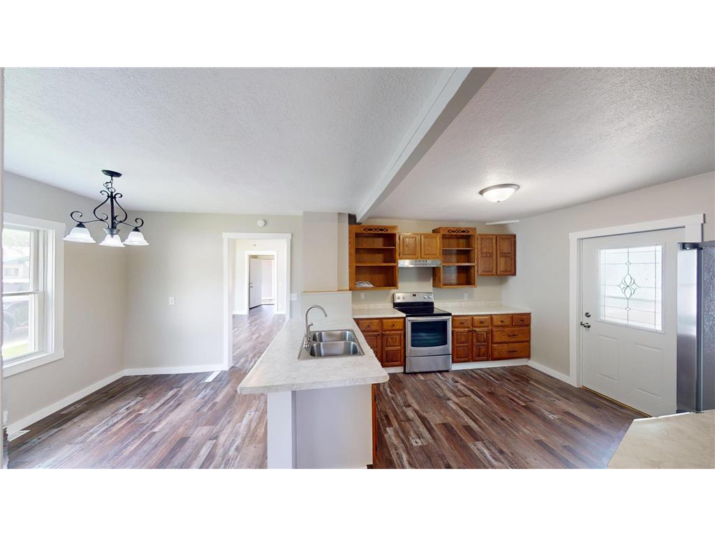 104 W 5th Street Cochrane WI 54622 7067583 image8