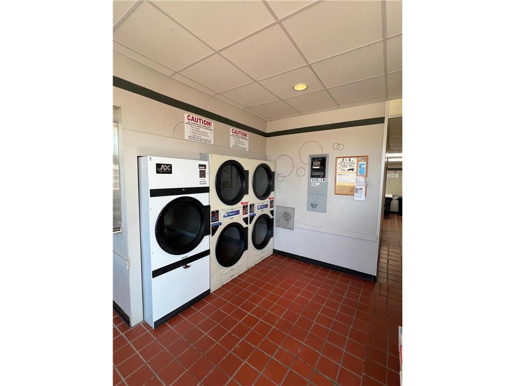 104 W Central Street Springfield MN 56087 6572520 image6