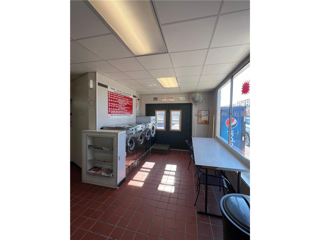 104 W Central Street Springfield MN 56087 6572520 image7