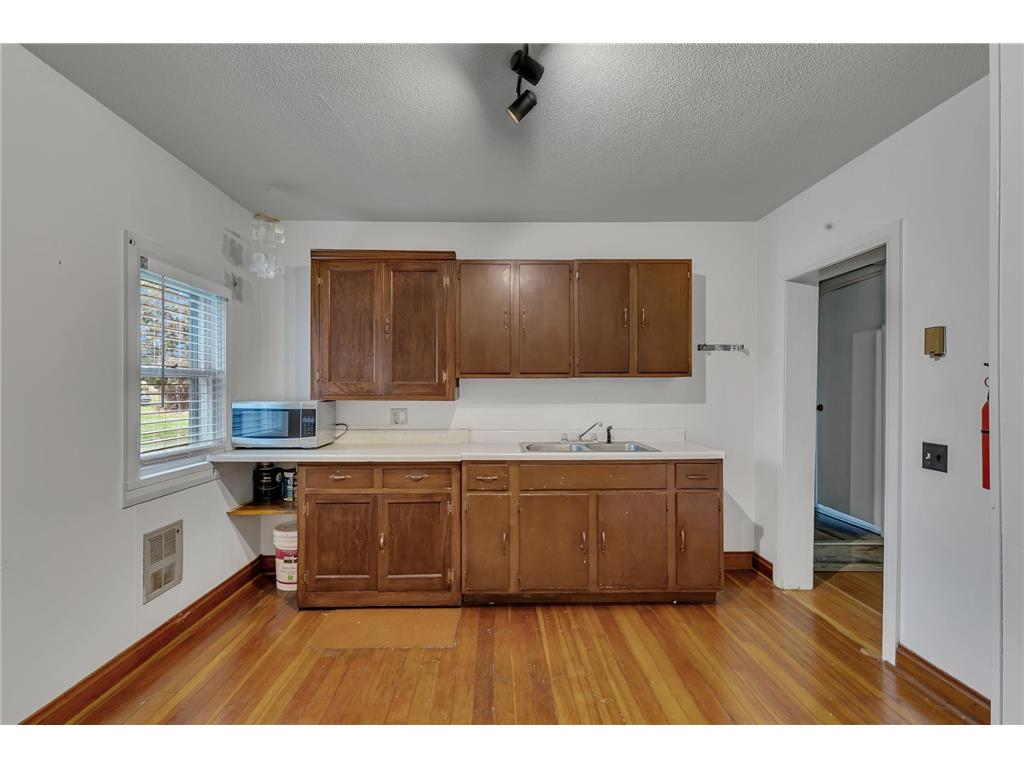 104 W Centre Street Royalton MN 56373 7012691 image7