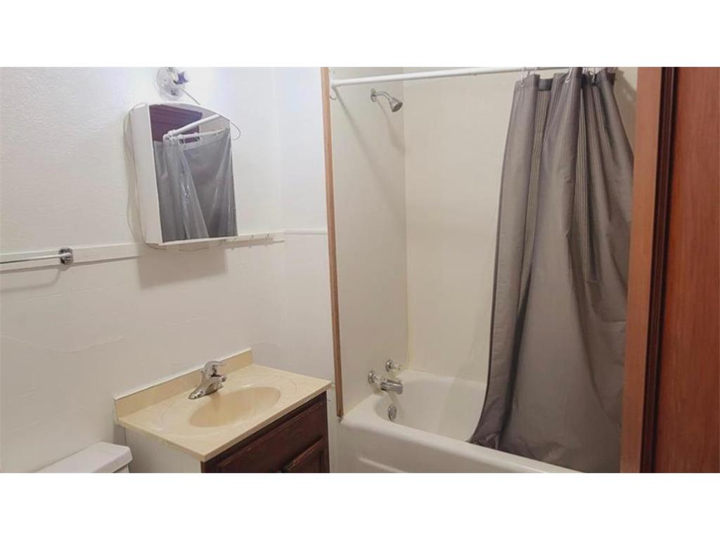 104 W Main Street Cottonwood MN 56229 6807196 image18