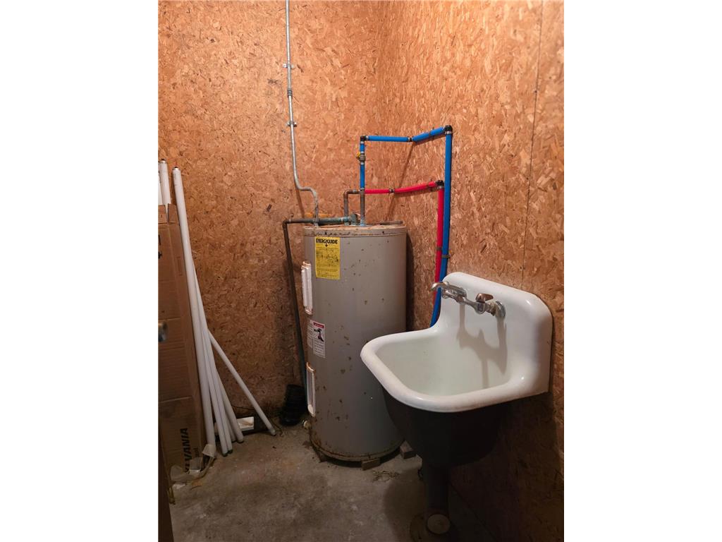 104 Wall Street W Jasper MN 56144 6806168 image17