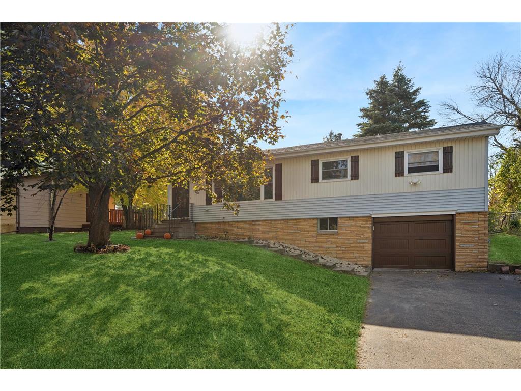 1040 128th Avenue NE Blaine MN 55434 6573215 image1