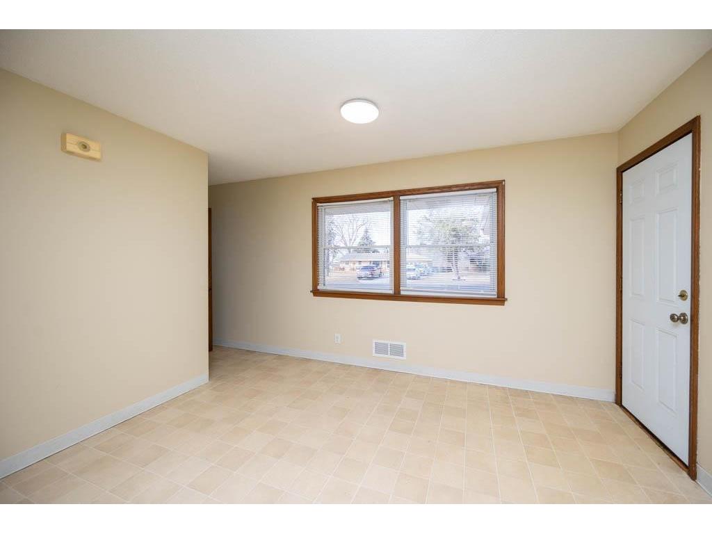 1040 Lincoln Terrace Columbia Heights MN 55421 7033742 image10