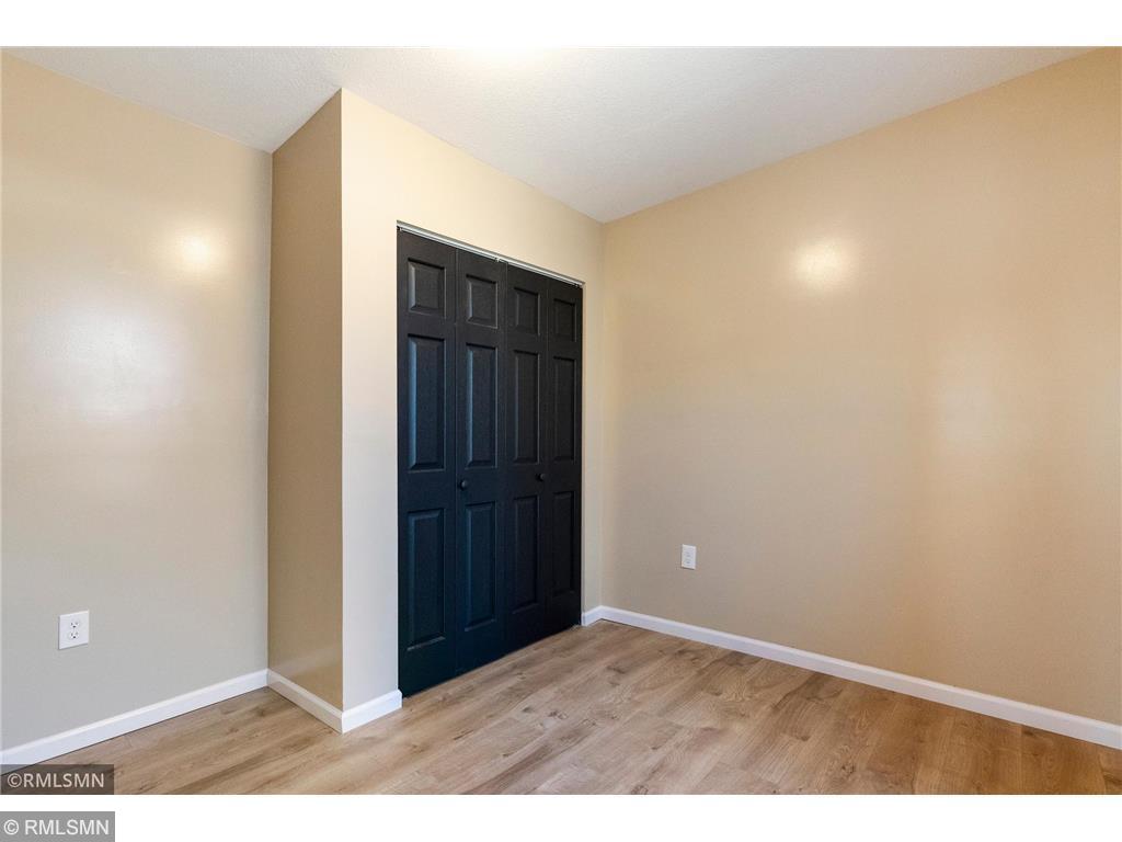 1040 Rose Avenue E Saint Paul MN 55106 7085742 image12