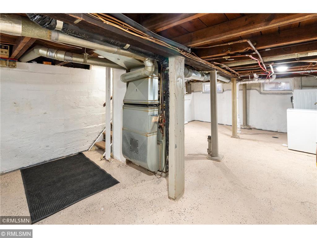 1040 Rose Avenue E Saint Paul MN 55106 7085742 image13