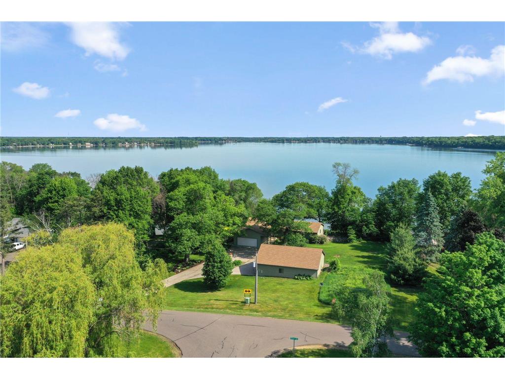 10400 Kismet Isle Chisago Lake Twp MN 55013 - Green 7036154 image1
