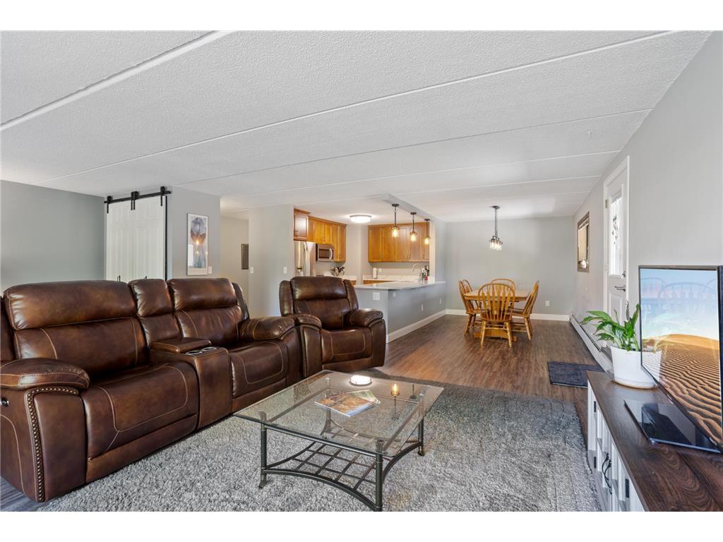 10401 Cedar Lake Road #201 Minnetonka MN 55305 6771488 image1