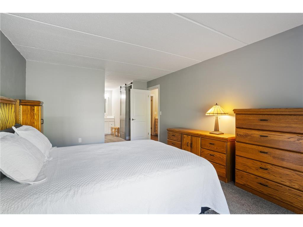 10401 Cedar Lake Road #201 Minnetonka MN 55305 6771488 image13