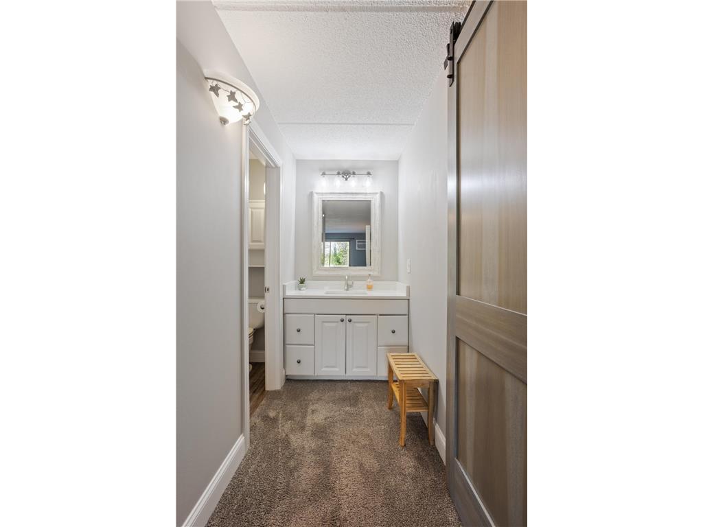 10401 Cedar Lake Road #201 Minnetonka MN 55305 6771488 image17