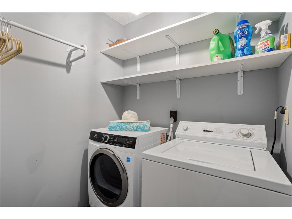 10401 Cedar Lake Road #201 Minnetonka MN 55305 6771488 image22