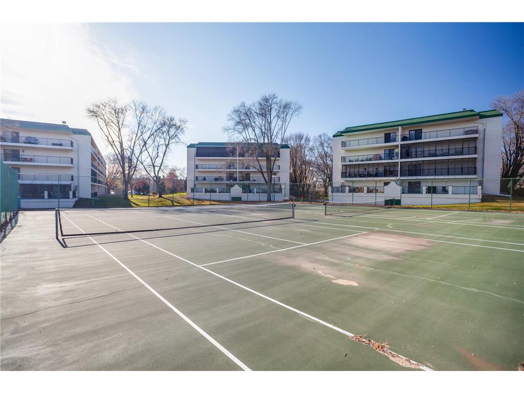 10401 Cedar Lake Road #215 Minnetonka MN 55305 6815885 image16