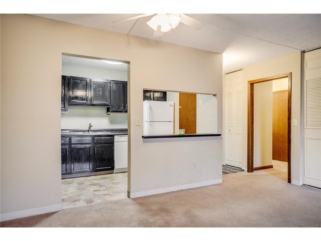 10401 Cedar Lake Road #215 Minnetonka MN 55305 6815885 image18