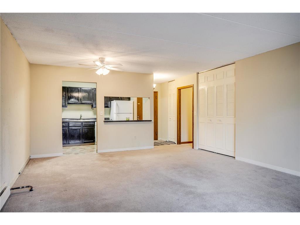 10401 Cedar Lake Road #215 Minnetonka MN 55305 6815885 image4