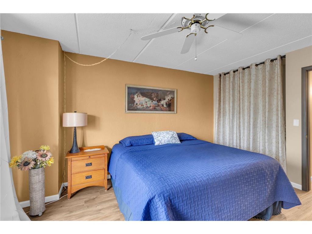 10401 Cedar Lake Road #405 Minnetonka MN 55305 7050389 image13