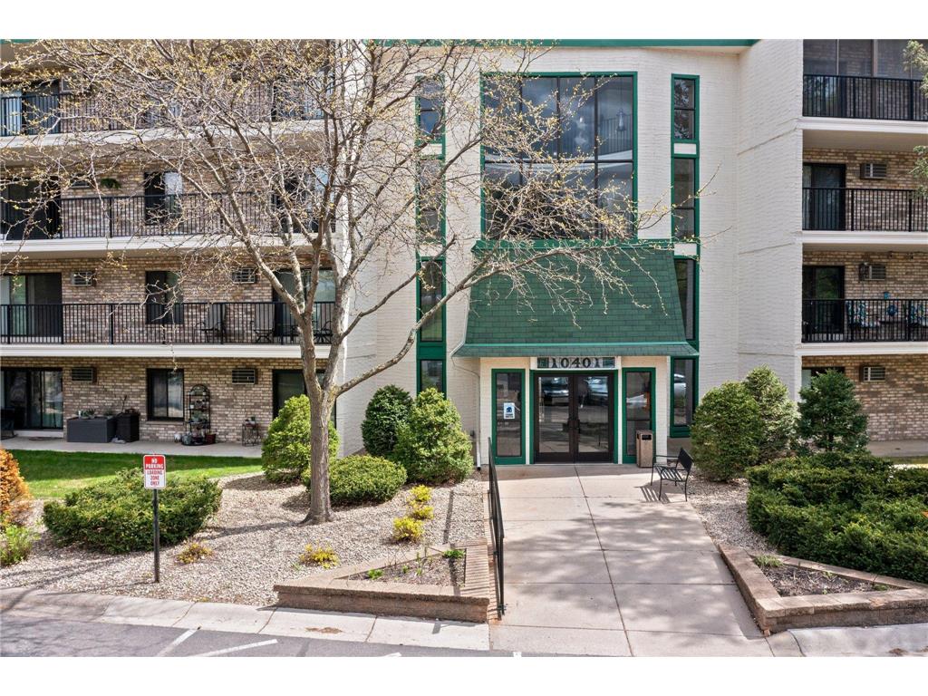 10401 Cedar Lake Road #508 Minnetonka MN 55305 6529686 image1