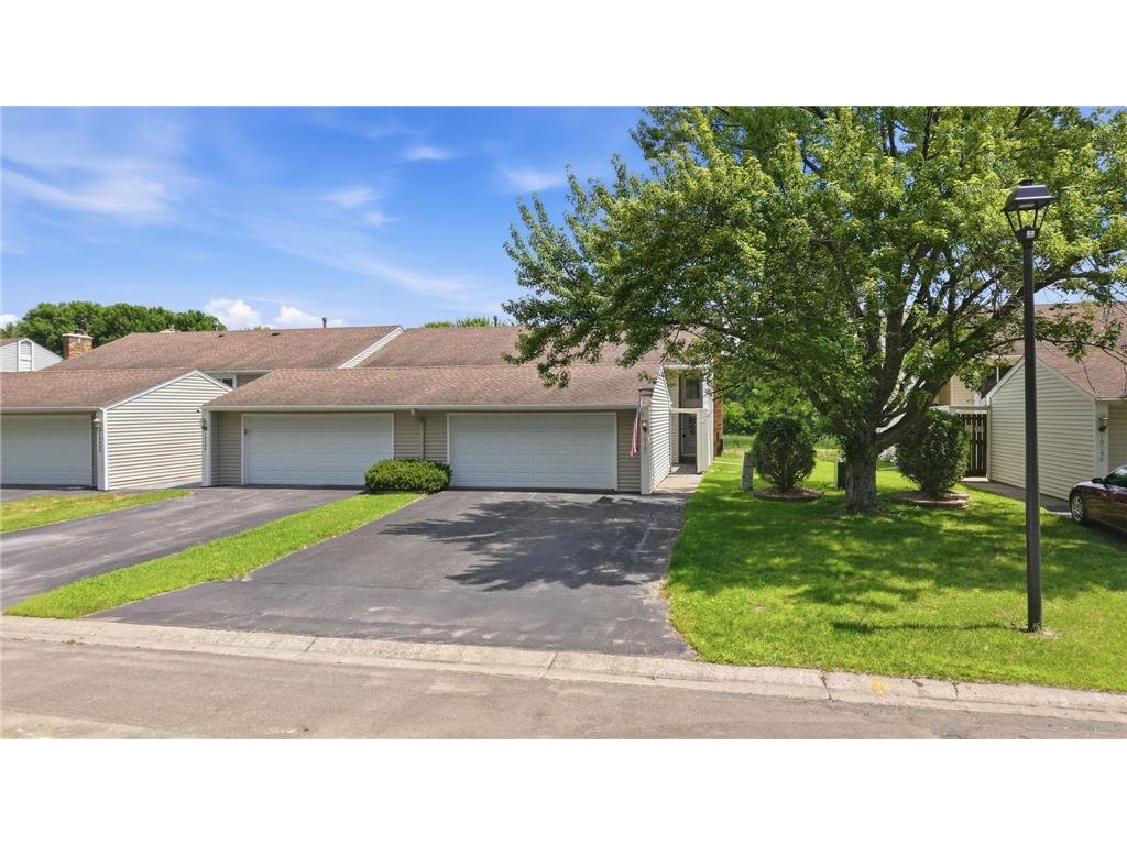 10402 Yorktown Lane N Maple Grove MN 55369 7095928 image1