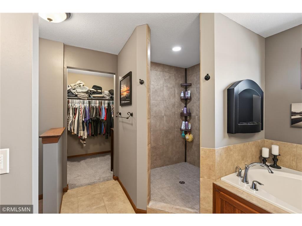 10406 Florida Avenue N Brooklyn Park MN 55445 7048287 image29