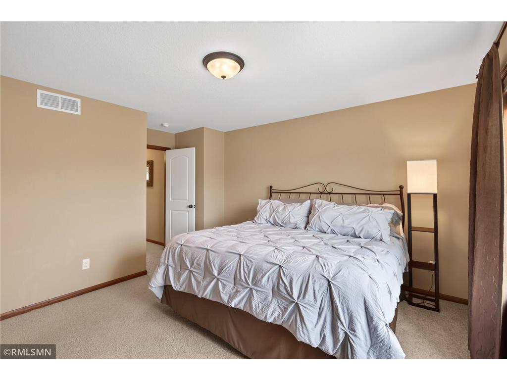 10406 Florida Avenue N Brooklyn Park MN 55445 7048287 image33