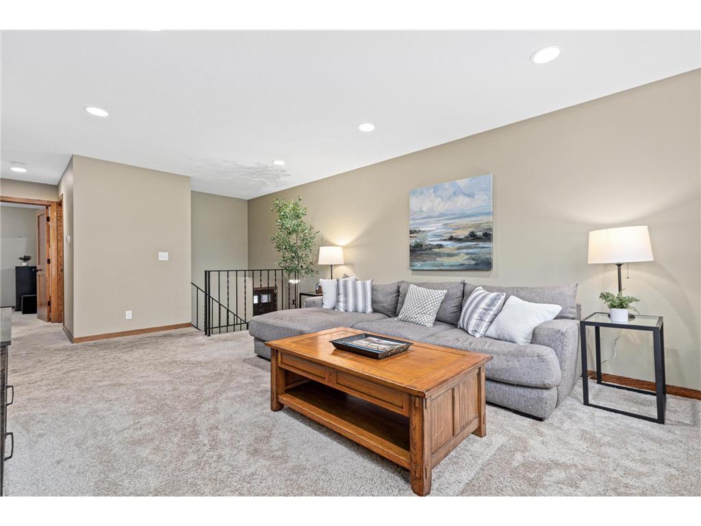 10408 Wyoming Avenue S Bloomington MN 55438 7053376 image6