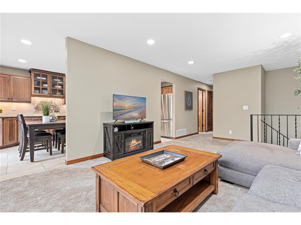 10408 Wyoming Avenue S Bloomington MN 55438 7053376 image8