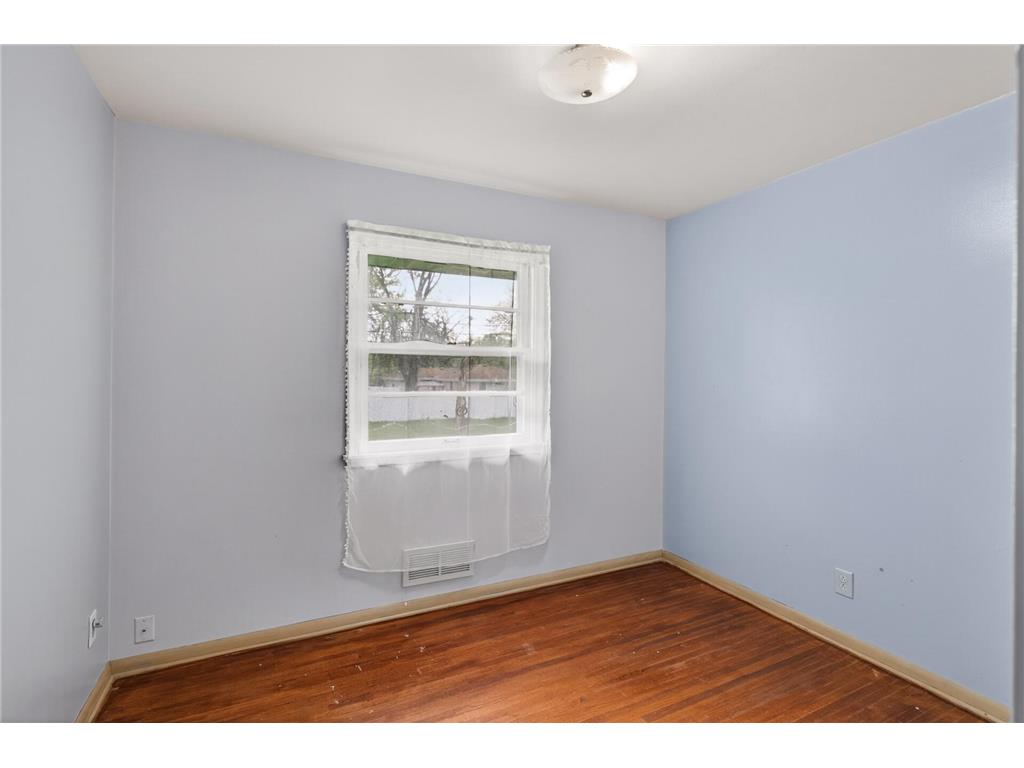 10409 Upton Avenue S Bloomington MN 55431 7020558 image10