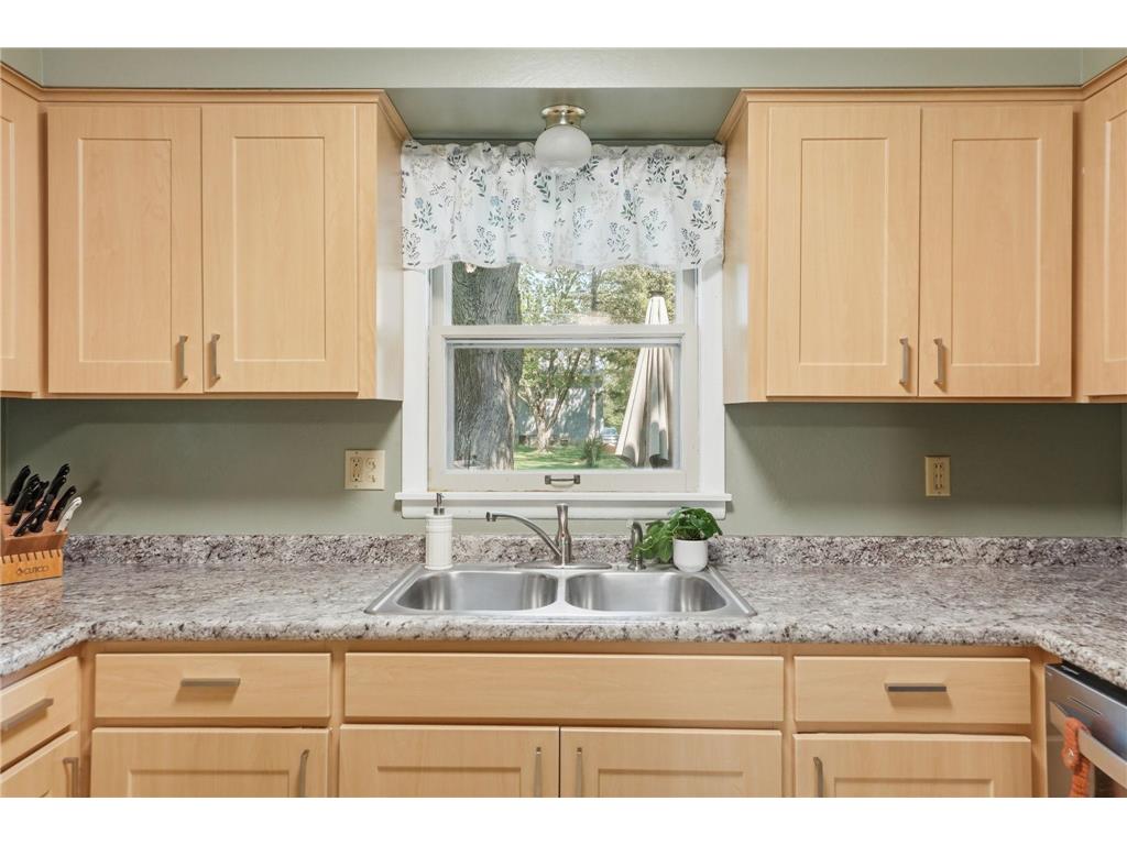 1041 23rd Avenue N Saint Cloud MN 56303 7094570 image3