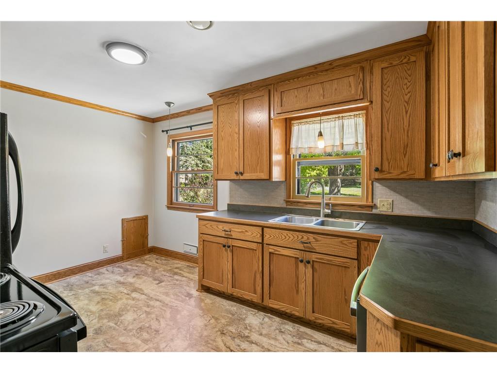 1041 36th Avenue NE Minneapolis MN 55418 7061465 image10