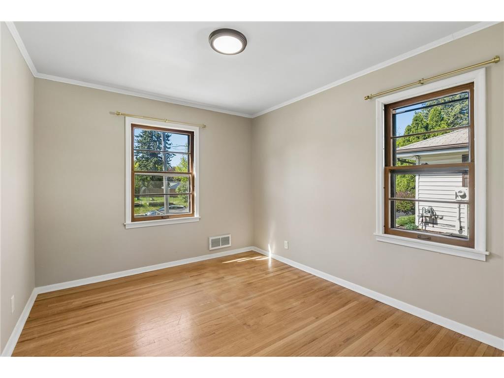 1041 36th Avenue NE Minneapolis MN 55418 7061465 image15