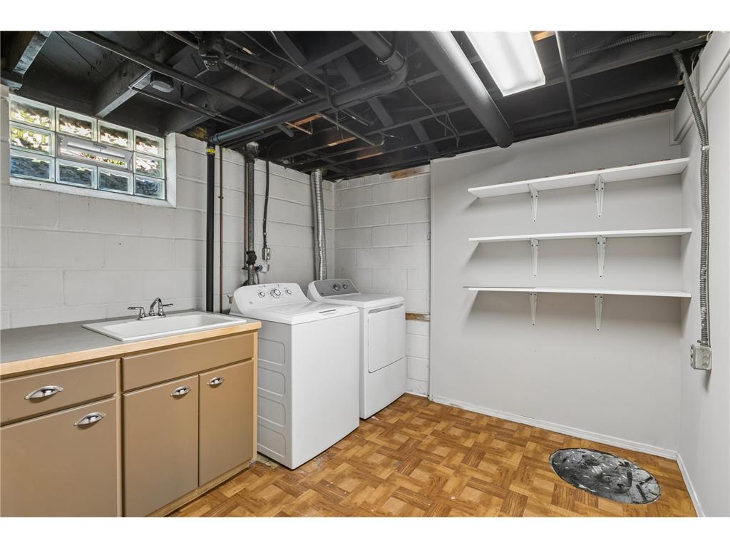 1041 36th Avenue NE Minneapolis MN 55418 7061465 image28