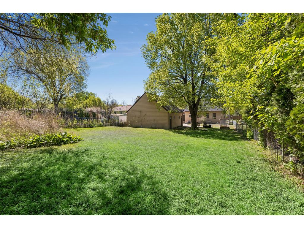 1041 36th Avenue NE Minneapolis MN 55418 7061465 image37