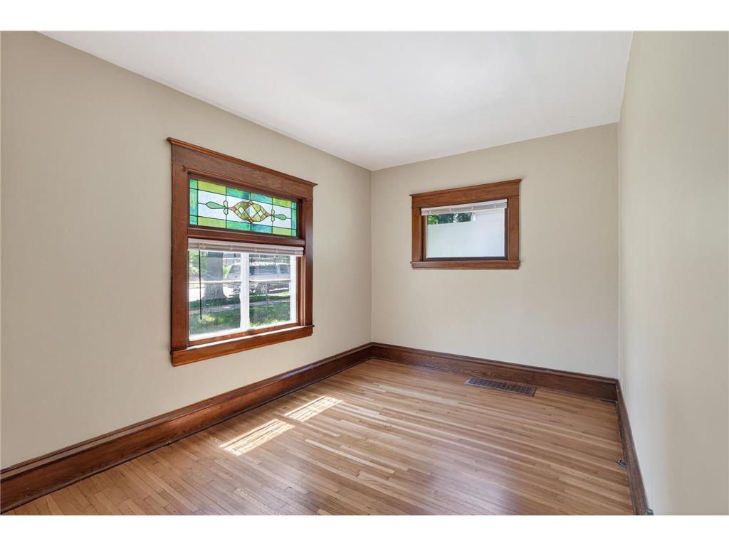 1041 Magnolia Avenue E Saint Paul MN 55106 7080873 image11