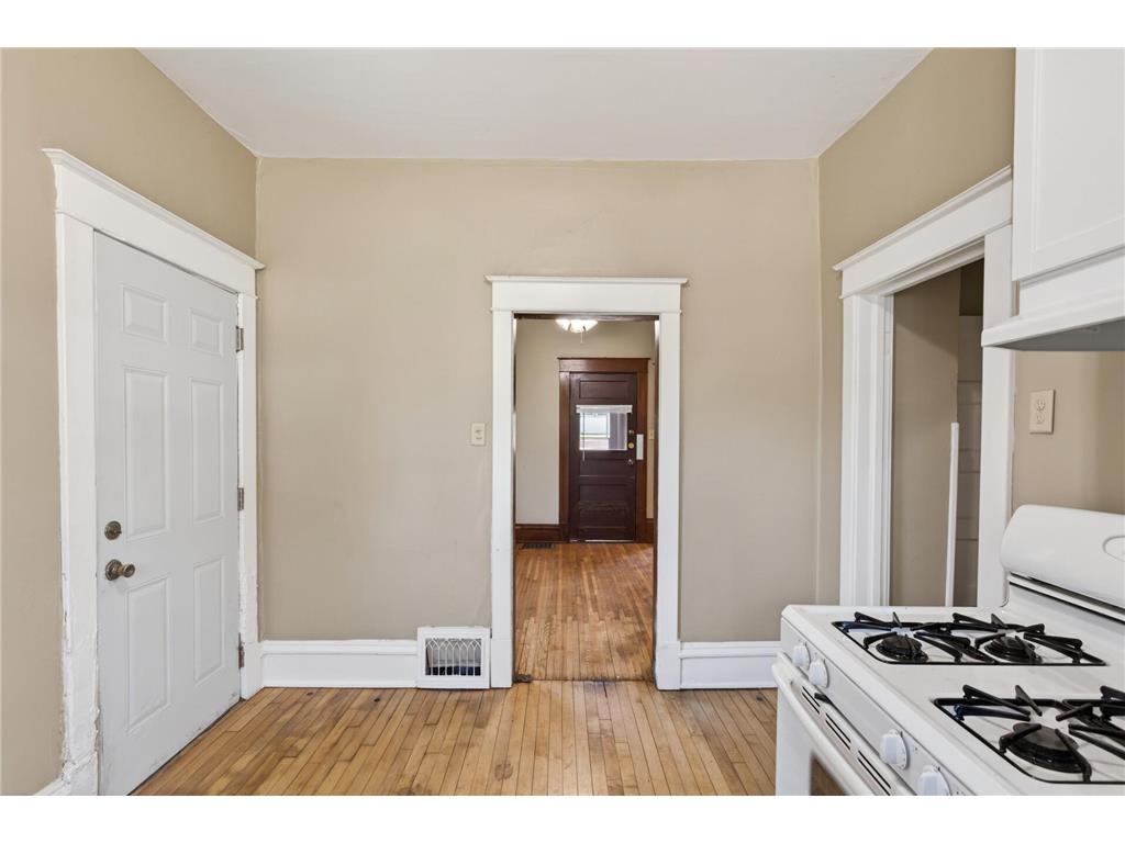 1041 Magnolia Avenue E Saint Paul MN 55106 7080873 image17