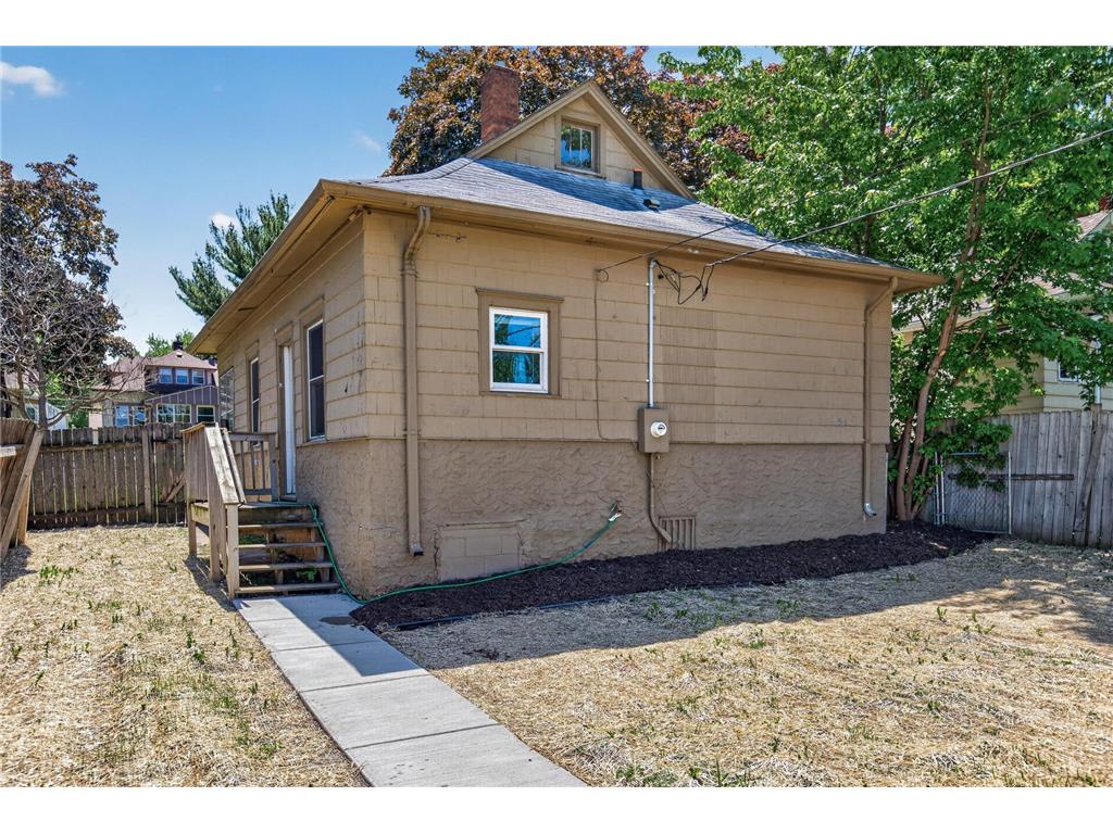 1041 Magnolia Avenue E Saint Paul MN 55106 7080873 image25