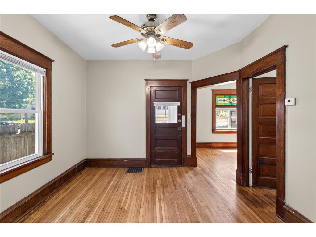 1041 Magnolia Avenue E Saint Paul MN 55106 7080873 image8