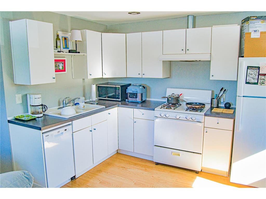 1041 Osceola Avenue Saint Paul MN 55105 7048283 image2