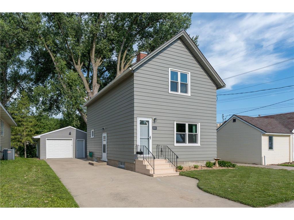 1041 Quincy Street North Mankato MN 56003 7098881 image2