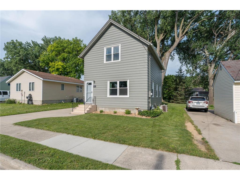1041 Quincy Street North Mankato MN 56003 7098881 image3