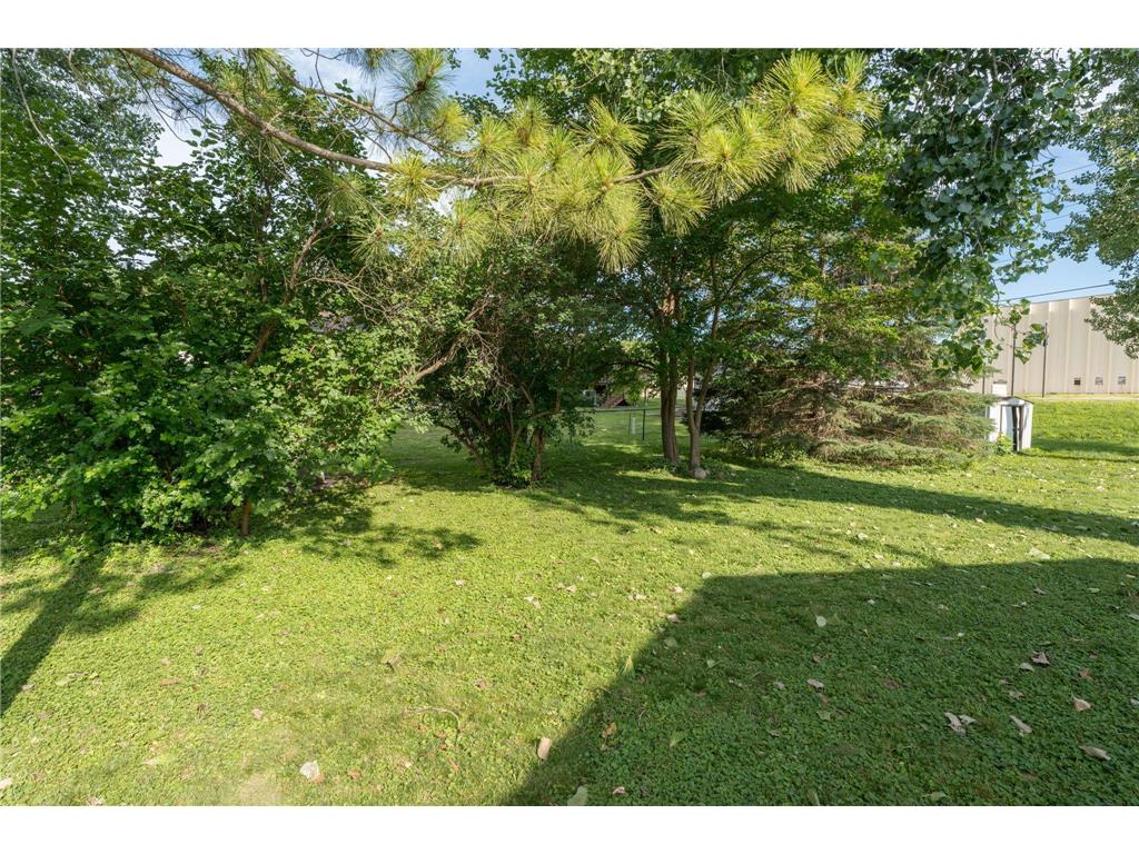 1041 Quincy Street North Mankato MN 56003 7098881 image30