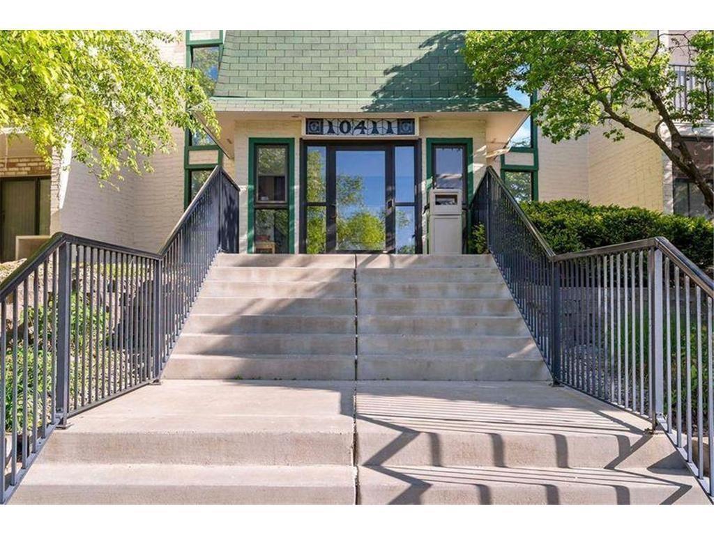 10411 Cedar Lake Road #213 Minnetonka MN 55305 7020492 image2