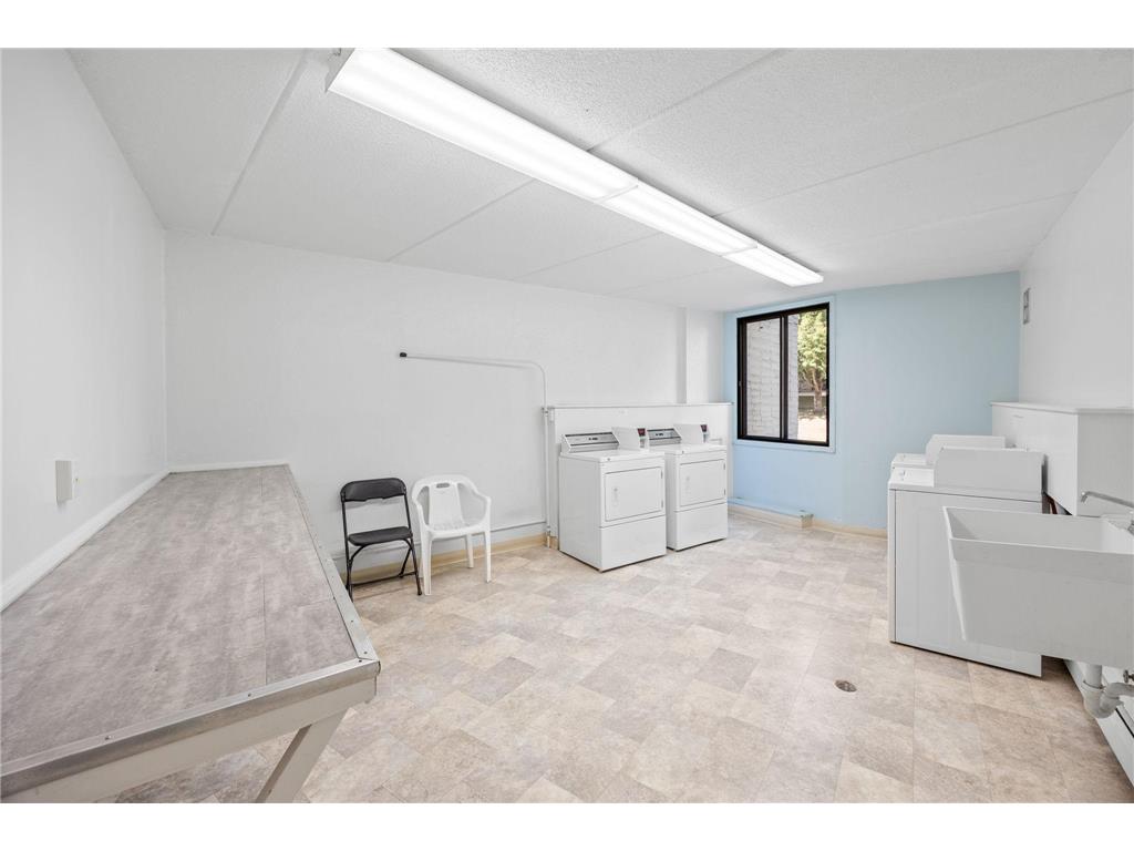 10411 Cedar Lake Road #213 Minnetonka MN 55305 7020492 image23