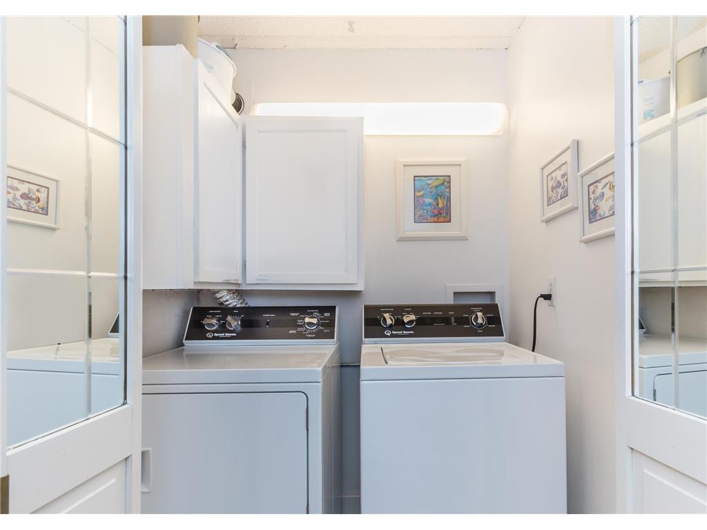 10411 Cedar Lake Road #301 Minnetonka MN 55305 6758643 image22