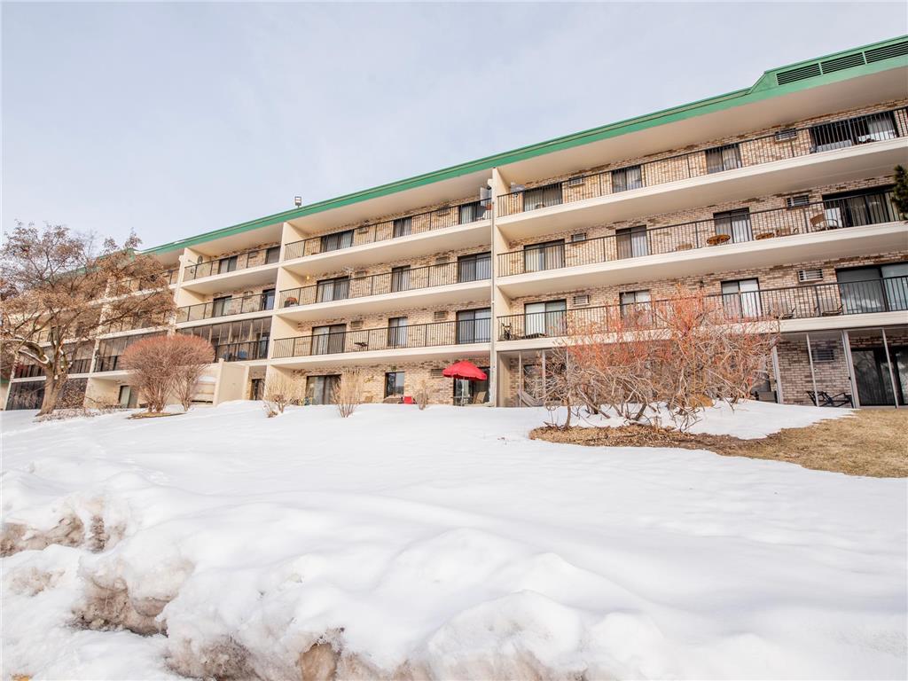 10411 Cedar Lake Road #409 Minnetonka MN 55305 6343462 image1