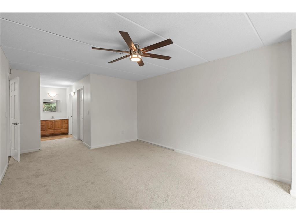 10411 Cedar Lake Road #419 Minnetonka MN 55305 7098883 image11