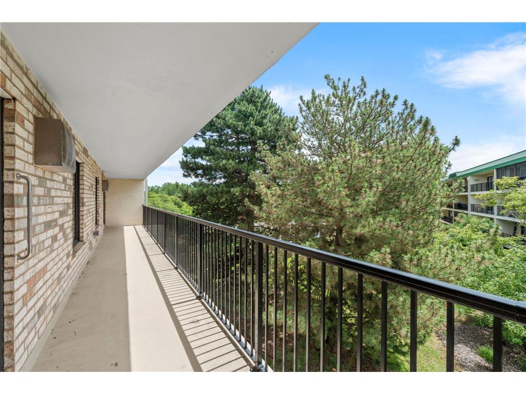 10411 Cedar Lake Road #419 Minnetonka MN 55305 7098883 image28