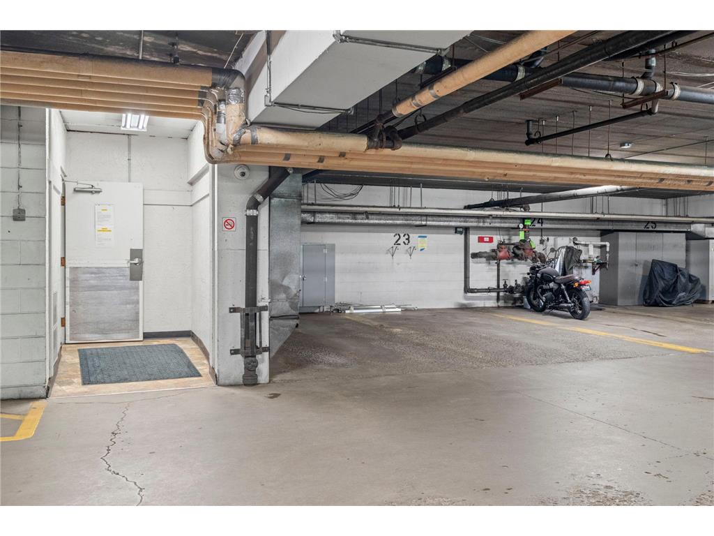10411 Cedar Lake Road #419 Minnetonka MN 55305 7098883 image29