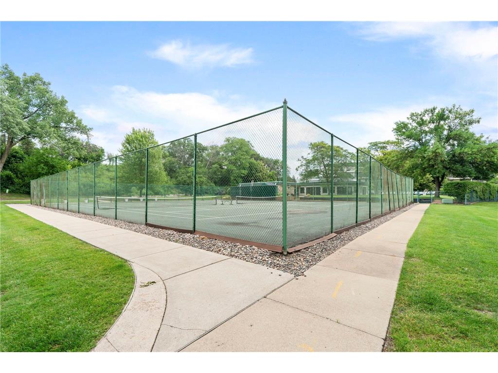 10411 Cedar Lake Road #419 Minnetonka MN 55305 7098883 image37