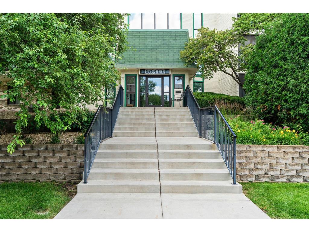 10411 Cedar Lake Road #419 Minnetonka MN 55305 7098883 image42