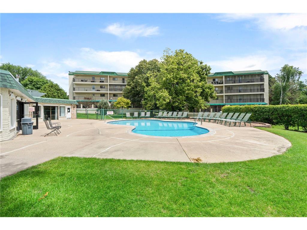 10411 Cedar Lake Road #419 Minnetonka MN 55305 7098883 image55